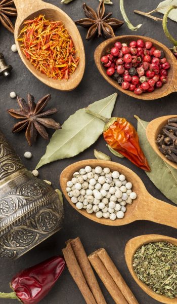 grinder-wooden-spoon-with-spices